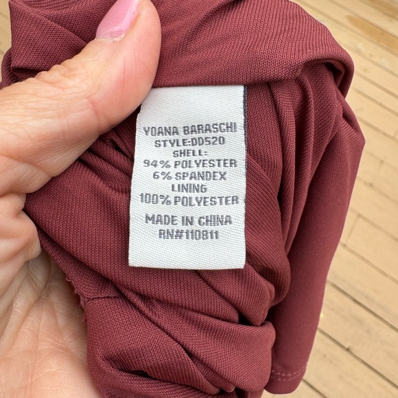 Yolanda Baraschi Elegant Burgundy Velvet Spaghetti Strap Dress size 0 - Picture 10 of 15